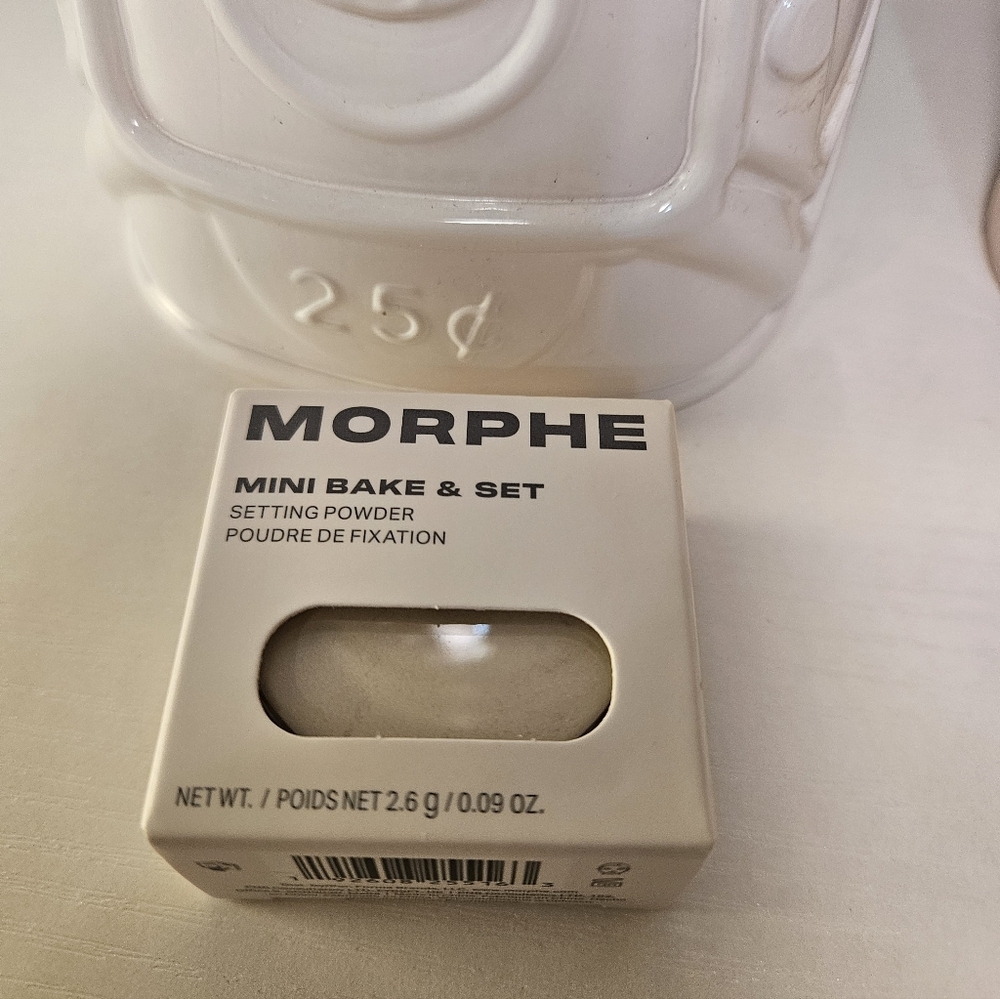 Morphe Mini Bake & Set Setting Powder - Picture 11 of 16